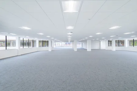 Marlborough House, Luton, Office To Let - Marlborough House Luton13 1.jpg