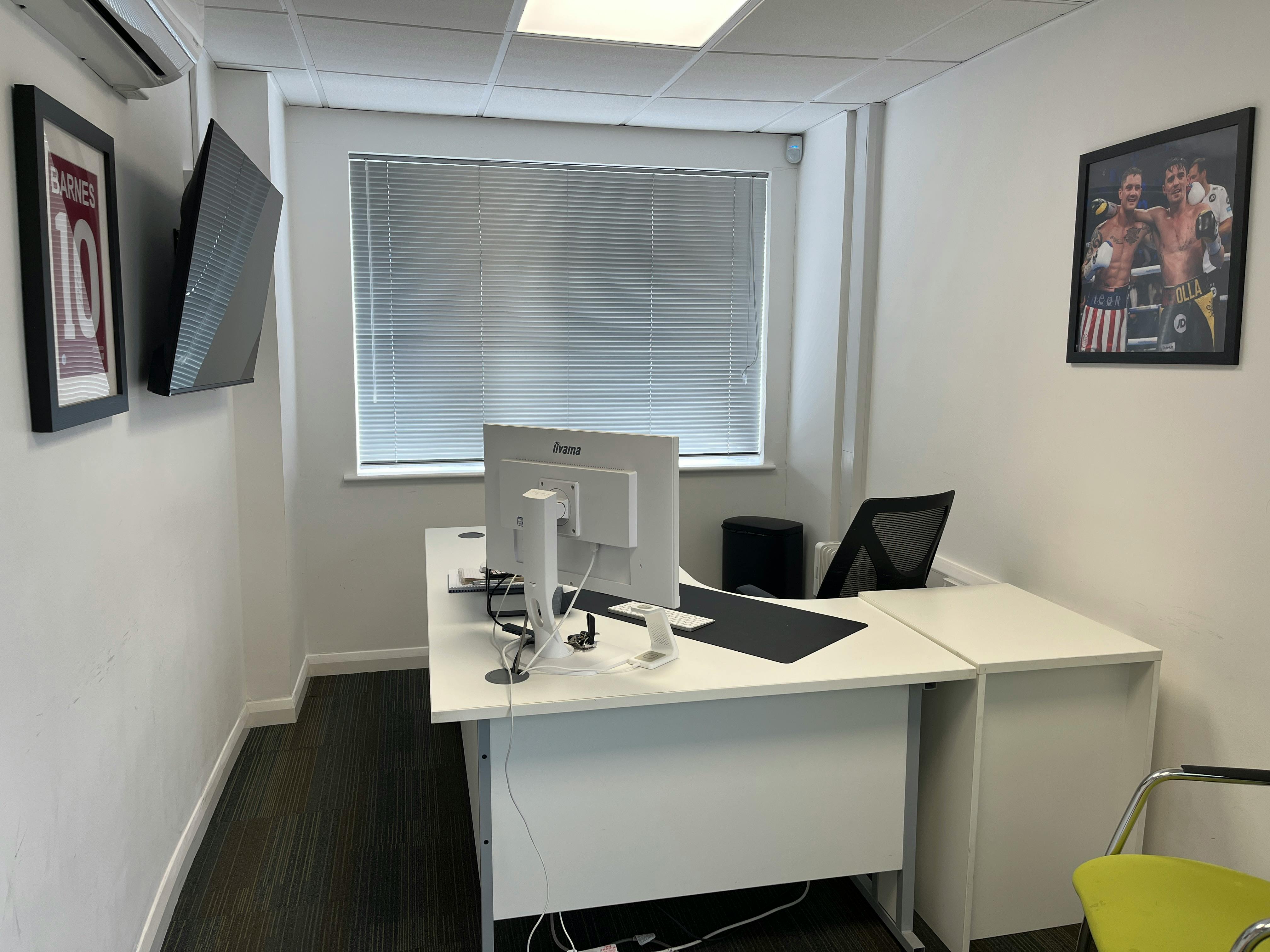 Industrial Unit in Eastleigh - photo 3