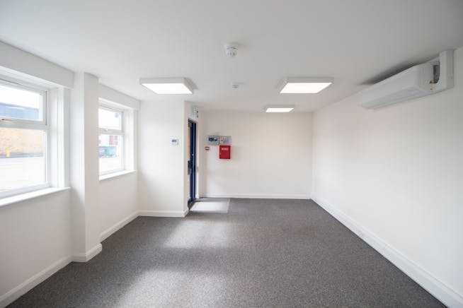 Unit 2 Liddall Way, West Drayton, Industrial / Warehouse To Let - 5.2.jpg