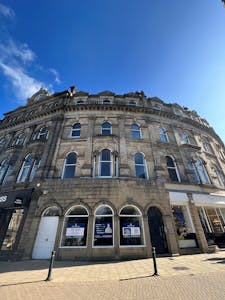 4 Prospect Crescent, Harrogate, Retail To Let - 4 Prospect 7.jpg