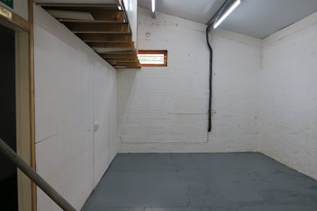 137 Blenheim Road, Harrow, Industrial/Logistics / Office For Sale - IMG_1018.JPG