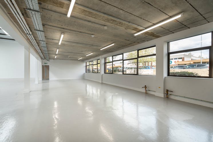 Units 57/58 Suttons Business Park, Reading, Industrial / Warehouse To Let - IW220425CA110.jpg