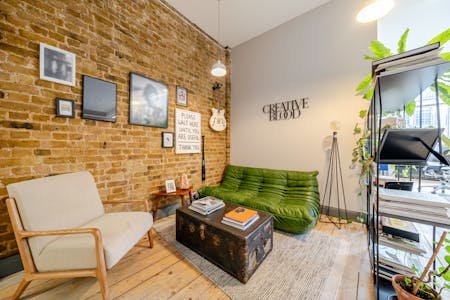 First Floor Front, 17 Willow Street, London, Office To Let - 13723209690a7ec31c358.jpg