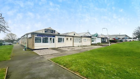 2 Bowlers Croft, Basildon, Industrial/Logistics For Sale - 2fe96093206b4365b02c4dbf426f3e13.jpg