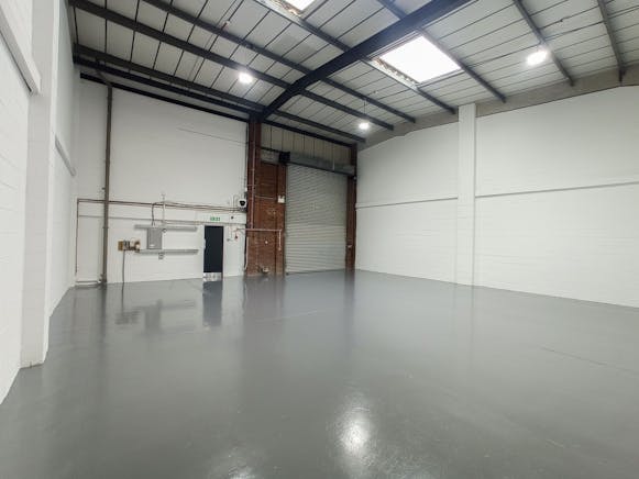 Unit 12, Britannia Industrial Estate, Poyle, Industrial / Warehouse To Let - 2.jpg