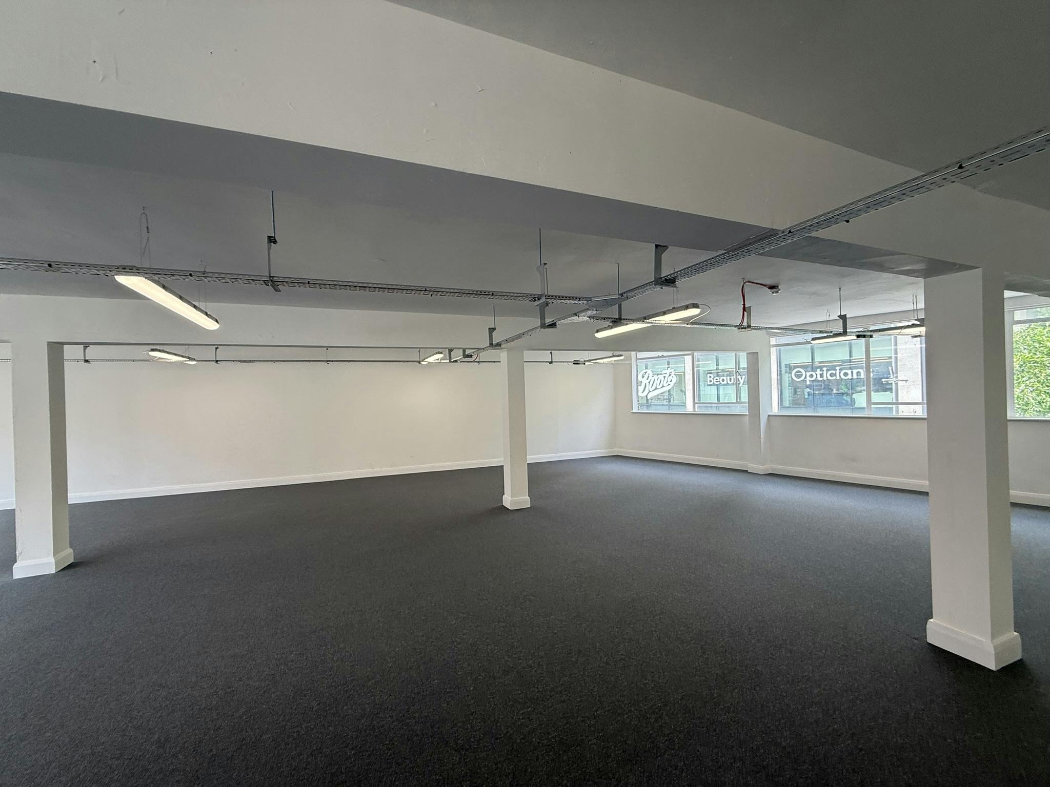 1st and 2nd Floor, 8-10 Commercial Way, Woking, Offices To Let - IMG_2641.JPEG