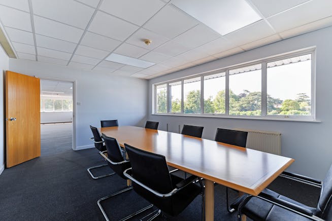 DB Marine Building, Ferry Lane, Cookham on Thames, Offices To Let - 95149_D B Marine Cookham Bridge 15.jpg