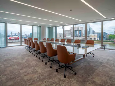 Riverbank House, 2 Swan Lane, London, Office Lease Assignment - Riverside House 0042-HDR (1).jpg