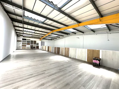 Unit 17 Capitol Industrial Park, Colindale, Industrial To Let - 20260527_102011546_iOS.jpg