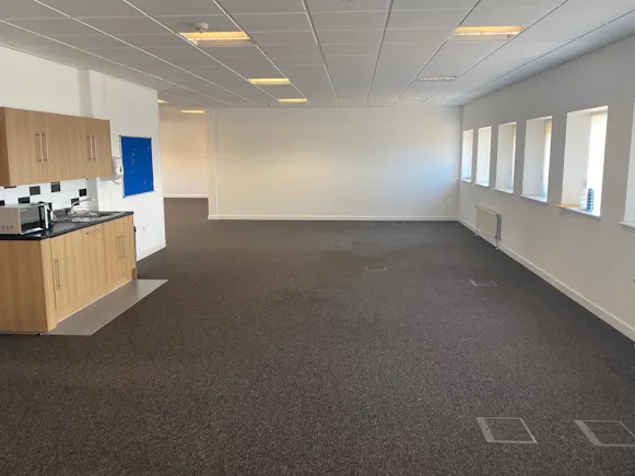 Llewellyn House, Port Talbot, Offices To Let - New Internal 3.jpg