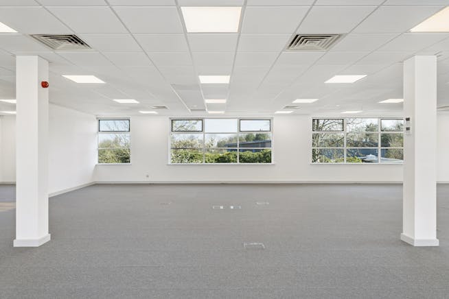 Beechwood, Maidenhead, Offices To Let - 105441_Beechwood Suite 4 Grove Park Industrial Estate Wal(27).jpg