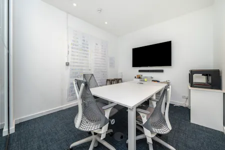 8 Lamb Walk, London, Office To Let - 8 Lamb Walk meeting room Copy.jpg