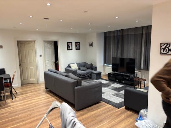 33-39 Manchester Street, Luton, Investment For Sale - 1.jpg