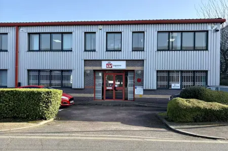 Unit 640, River Gardens, Feltham, Industrial/Logistics To Let - 640 RG rear elav.jpg