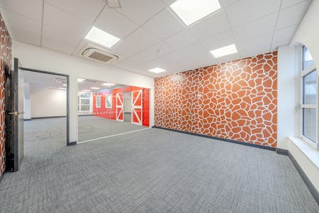 Trinity Court, Church Street, Rickmansworth, Office To Let - 1374908169049196b846a.jpg