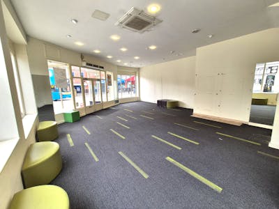 2 Warren Street, Stockport, Retail To Let - 20250624_151549.jpg