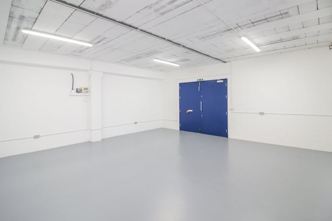 Unit 18A Littleton House, Ashford, Industrial / Warehouse To Let - IMG_4137.jpg