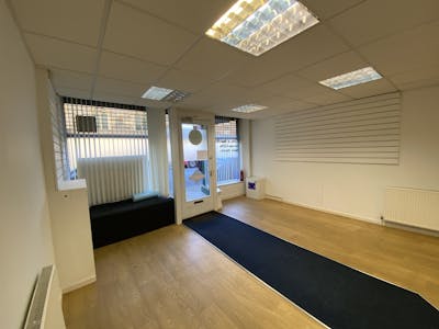 9 Redcatch Road, Bristol, Retail To Let - IMG_6536.JPG