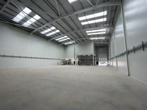 INTER, Tewin Road, Welwyn Garden City, Hertfordshire, Warehouse & Industrial To Let - IMG_2307.jpeg