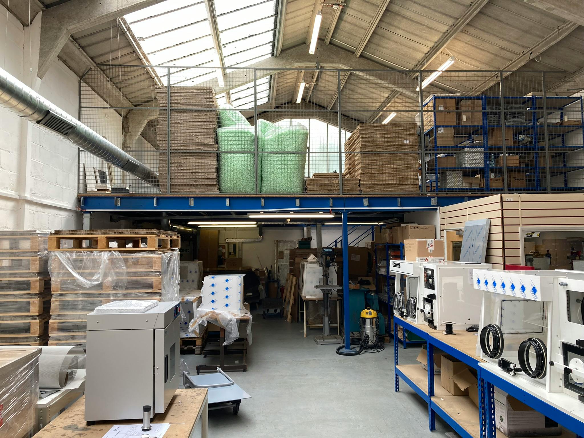 Industrial Unit in Harlow - photo 3