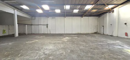 Unit 1, Unit 2 & Unit 3, Lyndean Industrial Estate, London, Industrial To Let - 20260408_160301 - Edited.jpg