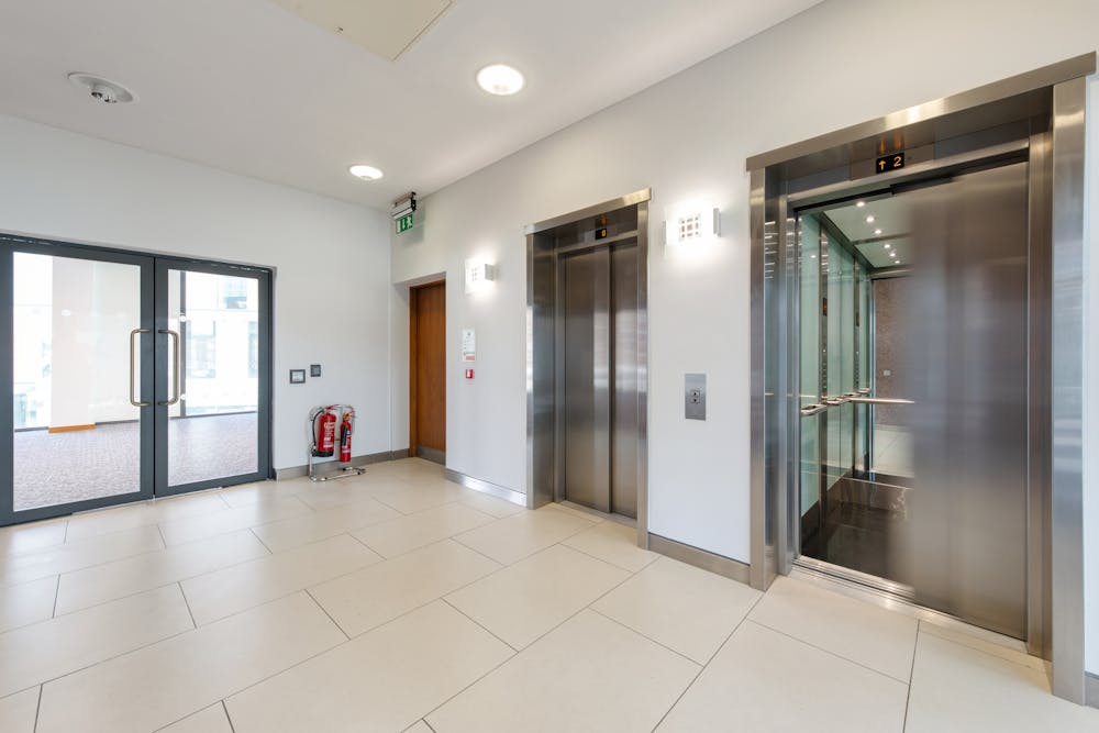 Part 1st Floor, Simmonscourt House, Ballsbridge - 72692_R_9_7B8A4028.JPG