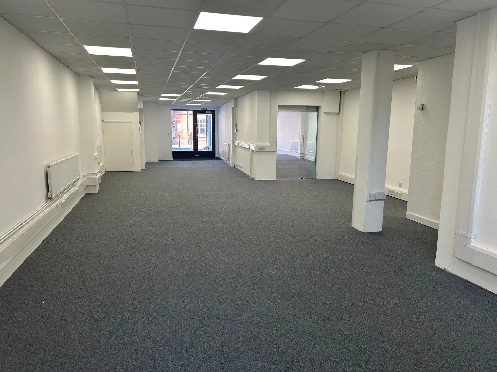 10-12 Denmark Street, Wokingham, Offices / Retail To Let - 16.jpg
