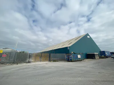 E Shed Warehouse, Old Clipper Road, Cardiff, Industrial To Let - ESC04.jpg