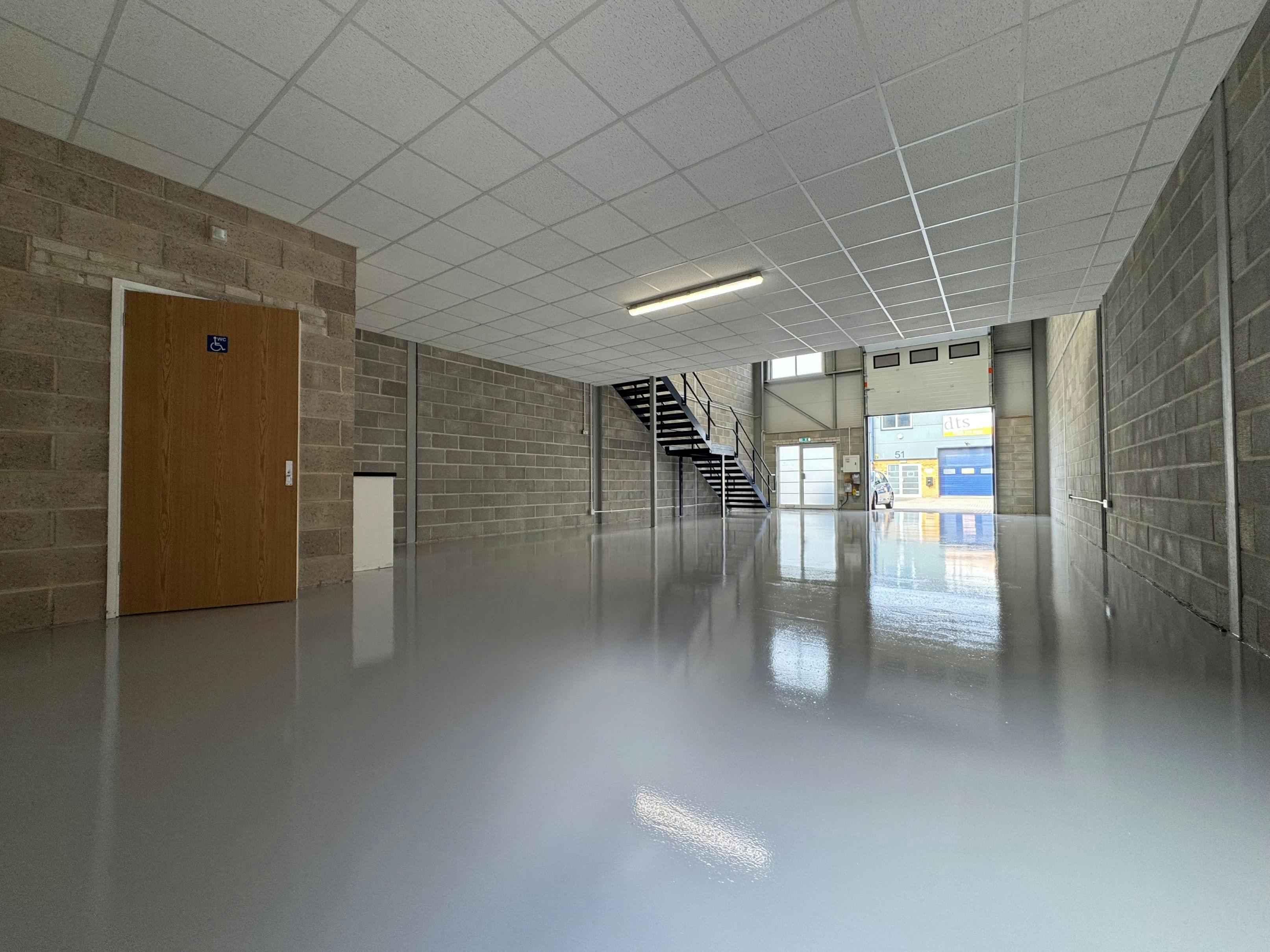 Industrial Unit in Chichester - photo 3