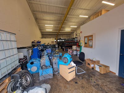 Unit 19, Lion Court, Basingstoke, Industrial / Industrial / Storage To Let - 20240909_140927.jpg