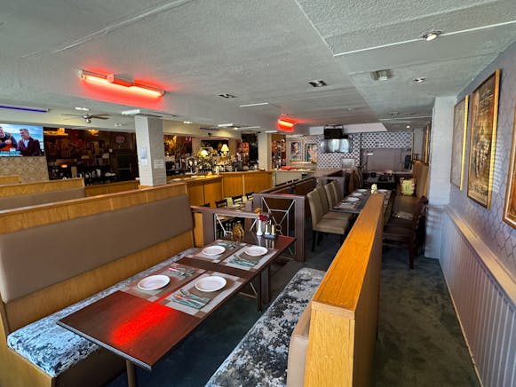Bombay Palace, 130 Quarry Street, Hamilton For Sale - IMG_5202.jpg