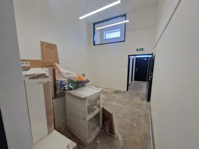 56B High Street, Portsmouth, Leisure / Office / Restaurant / Retail To Let - 20261014_143151.jpg