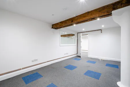38 Commercial Street, London, Office To Let - Commercial St 38 2026 - Low Res 9.jpg