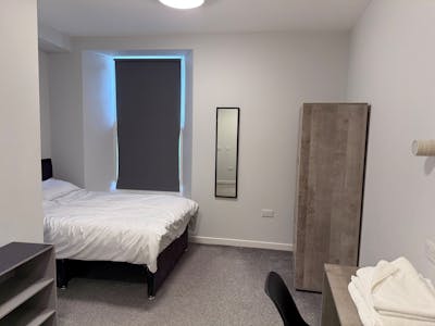 35 - 37 Upper Craigs, Stirling, Student Accommodation For Sale - Bedroom resize 2.jpg