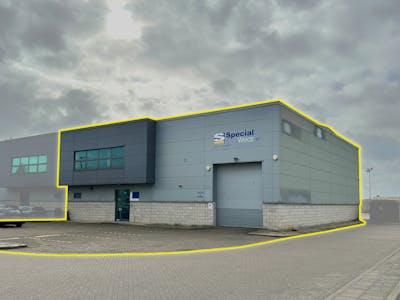 Unit 7 Premier Business Park, Luton, Industrial / Industrial/Logistics For Sale - IMG_6873 copy.jpg