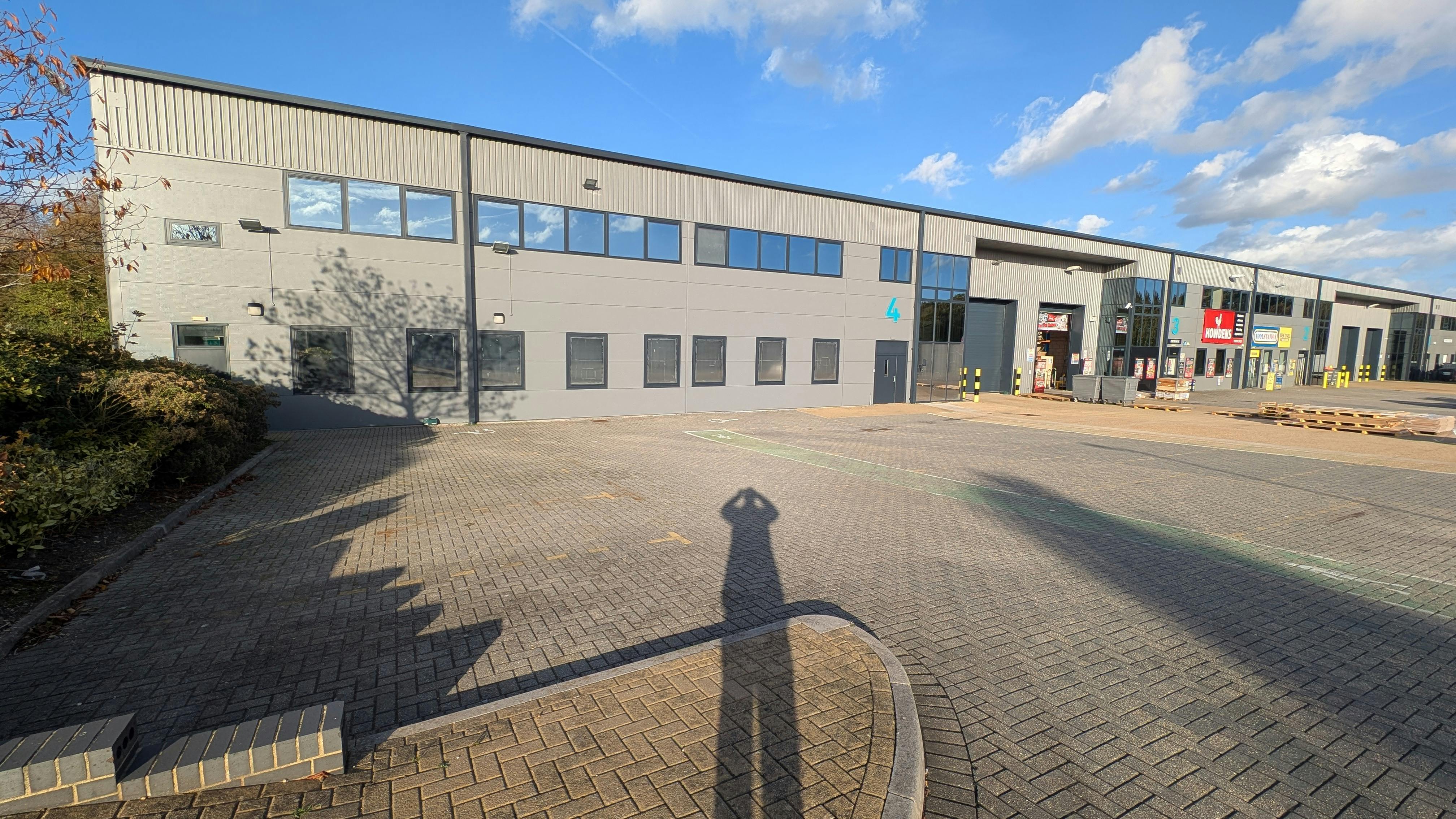 Industrial Unit in Fareham - photo 4