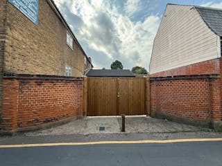 Unit, Back Lane, Rochford, Industrial To Let - IMG20250929WA0018.jpg