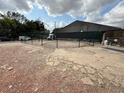 Redwell Wood Farm, Potters Bar, Open Storage To Let - b.jpg