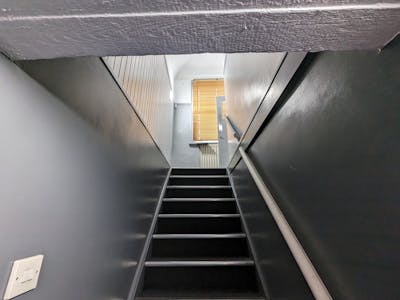 12B Market Street, Guildford, Office To Let - PXL_20230703_111039566.jpg