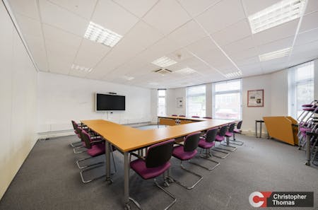 Swan House, Windsor, Office For Sale - ba8c9d75ce9f4acd9adc4b08890e7dfc.JPG