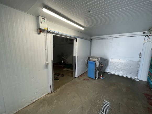 Unit 8, Bexhill-on-Sea, Industrial To Let - IMG_2204.JPEG
