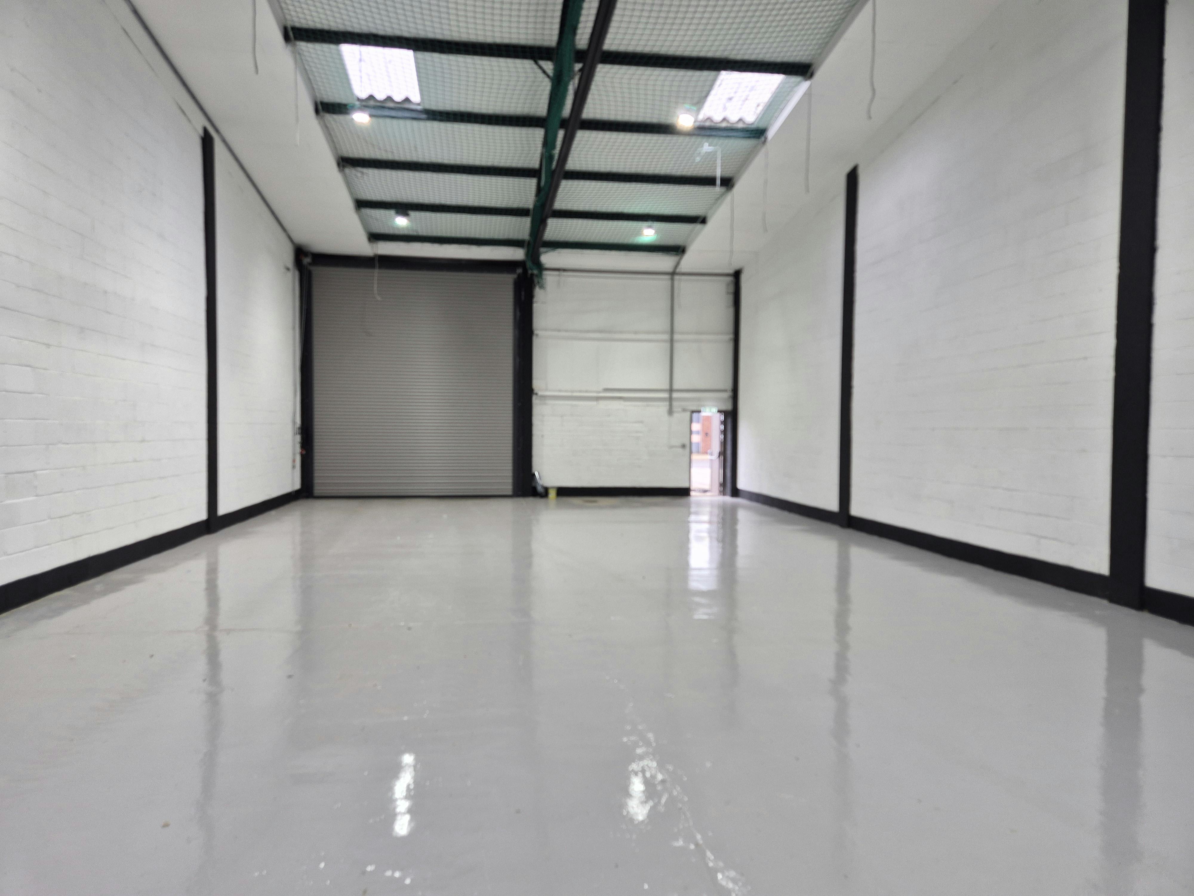 Industrial Unit in Hythe - photo 2