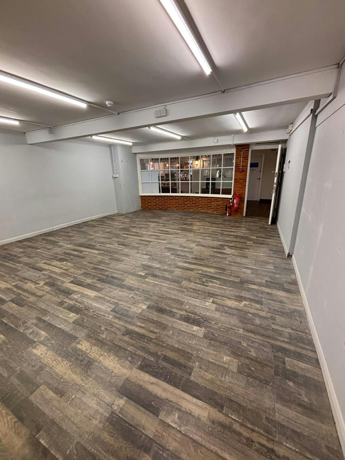 Unit C, Fountains Mall, Odiham, Retail To Let - WhatsApp Image 20250919 at 105621 5.jpeg
