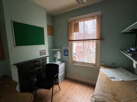 159 Stanley Road, Teddington, Industrial Lease Assignment - 13.jpg 159 Stanley Road, Teddington, Industrial Lease Assignment - 13.jpg