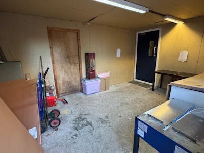 Established Newsagents & Post Office, 16G Main Road, Glasgow, Convenience Store For Sale - IMG_1272.jpg