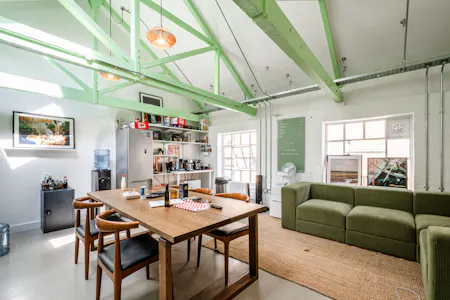 Unit H, I & J Taylors Yard - 160 Brick Lane, London, Office To Let - Brick Ln 160 1F - Low Res 8.jpg
