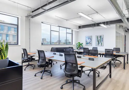 Power Road Studios, Chiswick, Office To Let - fc2b84d3015451ef6f4f24ceab8b93b0-kwv-4835.jpg