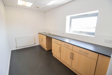 Apex Point, 49-53 Standard Road, Park Royal, Industrial / Warehouse To Let - 10.jpg