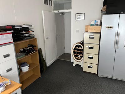 Office, Rayleigh, Office To Let - WhatsApp Image 2026-04-01 at 1.18.27 PM.jpeg