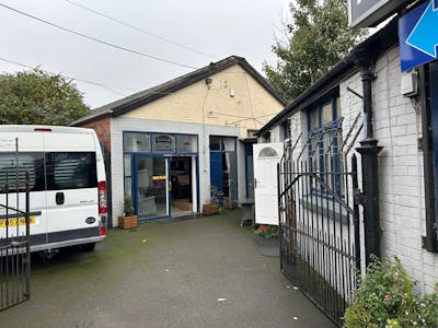 18-18A Market Street, Telford, Showroom For Sale - 1